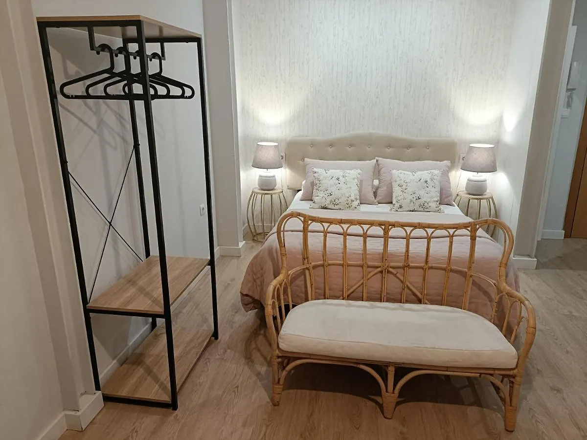 Apartamentos Los Lobos Granada Spain