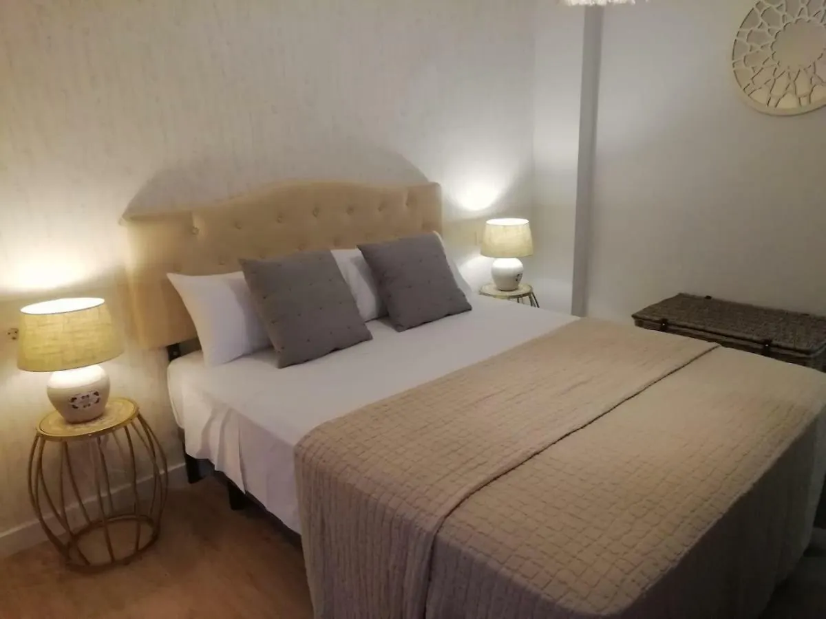 Apartamentos Los Lobos Granada Apartment