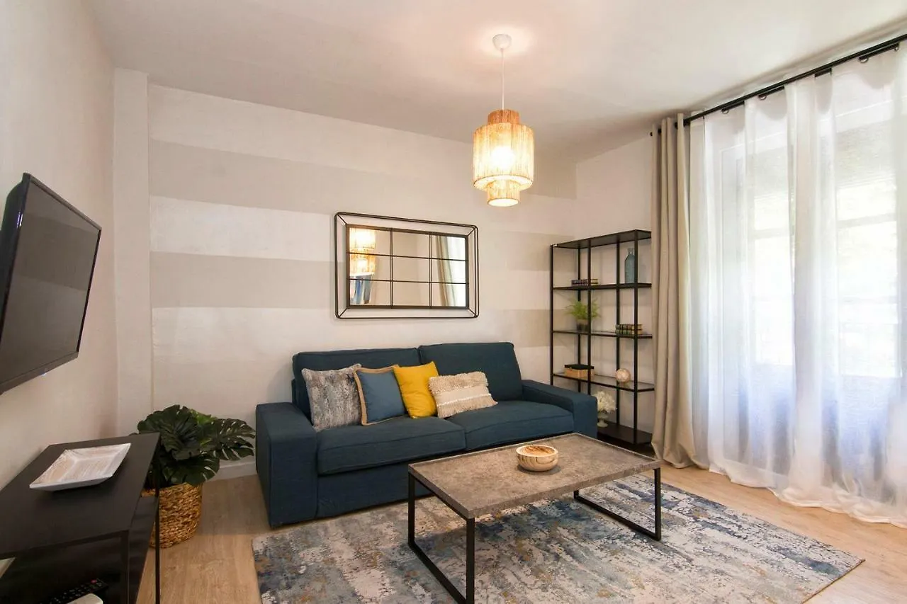 Apartamentos Los Lobos Granada Apartment