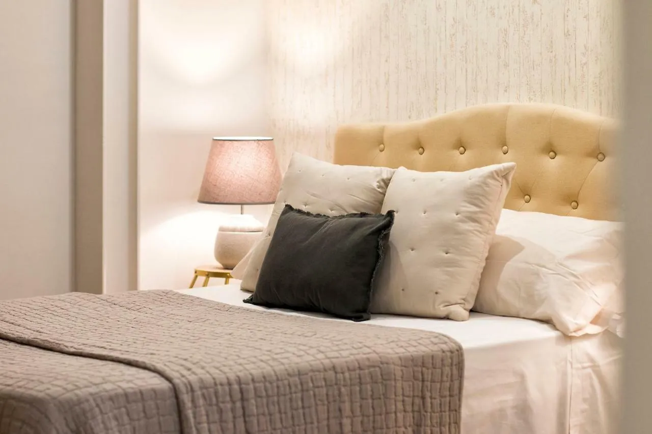 Apartamentos Los Lobos Granada Apartment